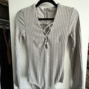 LF | Grey Ribbed Bodysuit with zipper